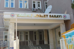 gorevden-uzaklastirilan-kula-belediye-baskani-donmez-ilk-kez-hakim-karsisinda-ztp7.jpg