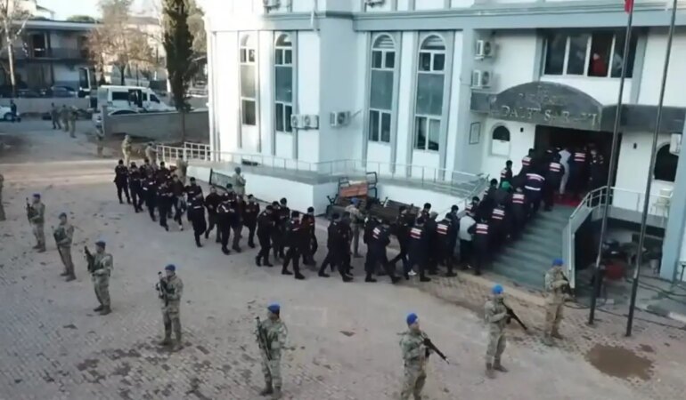 Hücre Operasyonlarında 9 Ayrı Suç Örgütü Çökertildi, 76 Kişi Yakalandı