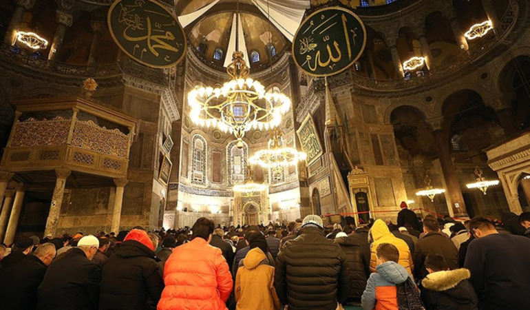 Miraç Kandili’nde oruç tutulur mu? Ne zaman hangi günler oruç tutulur, tutulmaz?