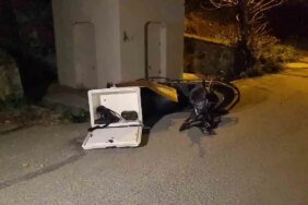 Otomobille çarpışan motordaki kurye hayatını kaybetti