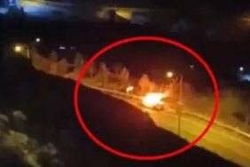 Seyir halindeki hafif ticari araç alev topuna döndü