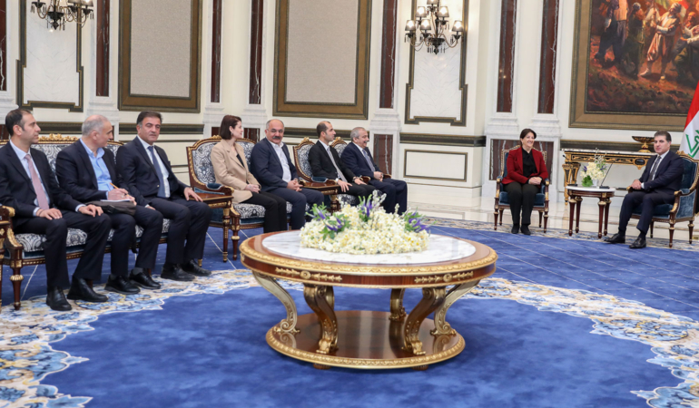 DEM Parti heyeti Erbil’de IKBY Başkanı Barzani ile görüştü