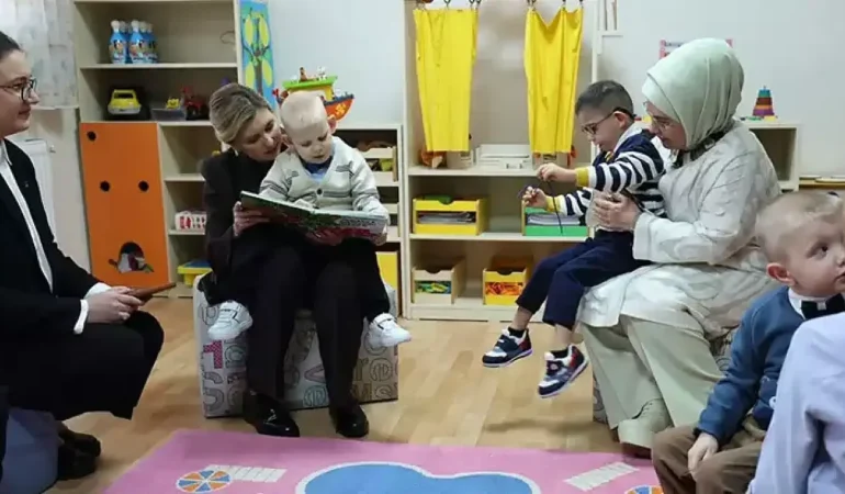 Emine Erdoğan ve Olena Zelenska, Ukraynalı yetim çocukları ziyaret etti