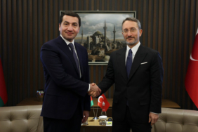 fahrettin-altun-azerbaycan-cumhurbaskani-yardimcisi-haciyev-ile-gorustu-wm3f.jpg
