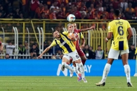 galatasarayfenerbahcederbisindekazanansarikirmizililaroldumacsonucu133jpeg-VKzlG4TA9k2m6XX4onjJTQ.jp_.jpeg