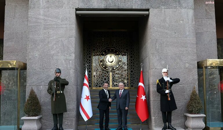 Milli Savunma Bakanı Yaşar Güler, Kuzey Kıbrıs Türk Cumhuriyeti Dışişleri Bakanı Ertuğruloğlu ile görüştü