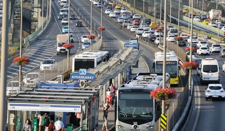 O ilde bugün ve yarın toplu taşıma ücretsiz!