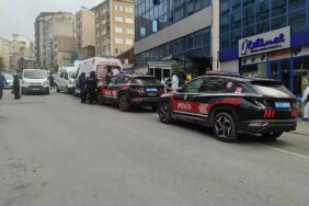 Sokak Ortasında Kadın Cinayeti! Kendi Kafasına Sıktı