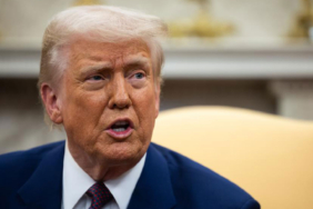 trumpin-ilk-kabine-toplantisi-26-subatta-xlsr.jpg
