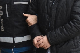 16-yil-10-ay-hapis-cezasi-bulunan-firari-hukumlu-yakalandi-jz98.jpg