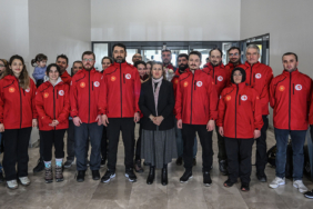 9-ulusal-antarktika-bilim-seferi-ekibi-turkiyeye-dondu-vlhu.jpg