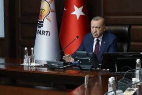 akpdekritikmkykbuguntoplaniyorerdogandegisimicindugmeyebasacaks6yfjpg-lkWkNUpuTEuY0GnFcIyRiw.jpg