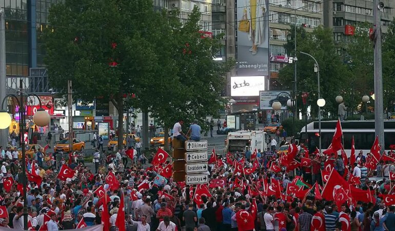 Ankara Valiliği toplantı ve yürüyüş yasağı süresini 1 Nisan 2025′ kadar uzattı
