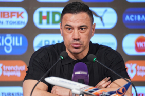 basaksehir-teknik-direktoru-cagdas-atan-bazen-ne-yaparsaniz-yapin-olmuyor-1zoh.jpg