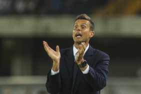 bu-her-seyi-anlatiyor-juventusta-thiago-mottaya-sadece-2-futbolcusu-veda-etti-zsad.jpg