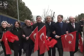 CHP Milletvekillerinden İmamoğlu'na Destek Yürüyüşü