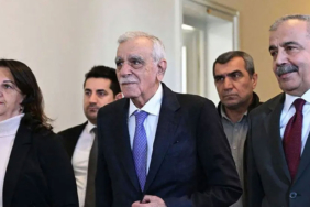 dem-parti-heyetinden-siyasi-parti-turu-vlzt.jpg