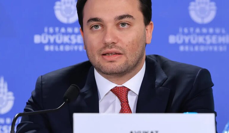 Ekrem İmamoğlu'nun avukatı Mehmet Pehlivan İBB soruşturmasında gözaltına alındı!