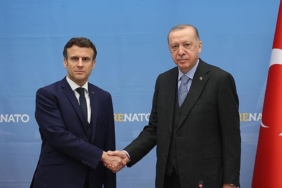erdogan-macron-ile-telefonda-gorustu-wc0i.jpg