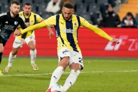 Fenerbahçe teknik heyetinden Cenk Tosun kararı