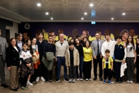 fenerbahcejpg-Pp45LA4gMUeYJlVFy4JfyA.jpg