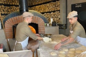 istanbulistanbuldalahmacunfiyatita609715180466jpg-bkzhsEKKAEylnyUN82F9ZA.jpg