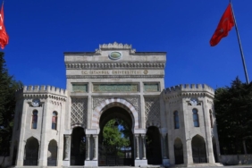 istanbuluniversitesi1jpg-YzHoHm26R0KcBhDz8AIoGg.jpg