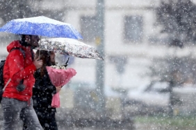 meteorolojiden-3-il-icin-sari-uyari-lapa-lapa-kar-yagacak-ktuj.jpg