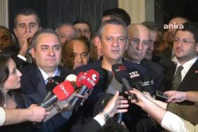 Özgür Özel CHP'den Kriz Bekleyenler Çok Bekleyecek Ama İktidarımızı Bekleyenler Çok Beklemeyecek
