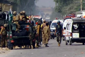 Pakistan'da bombalı saldırı! Çok sayıda ölü ve yaralı var!