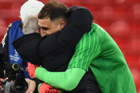 psg-liverpoola-yaptigini-messi-neymar-ve-mbappe-ile-yapamazdi-lcu9.jpg