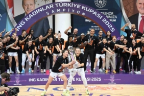 sampiyon-cbk-mersin-kupasina-kavustu-8btx.jpg