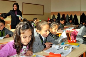 son-dakika-bayburtta-19-mart-carsamba-yarin-okullar-tatil-mi-eqdd.jpg