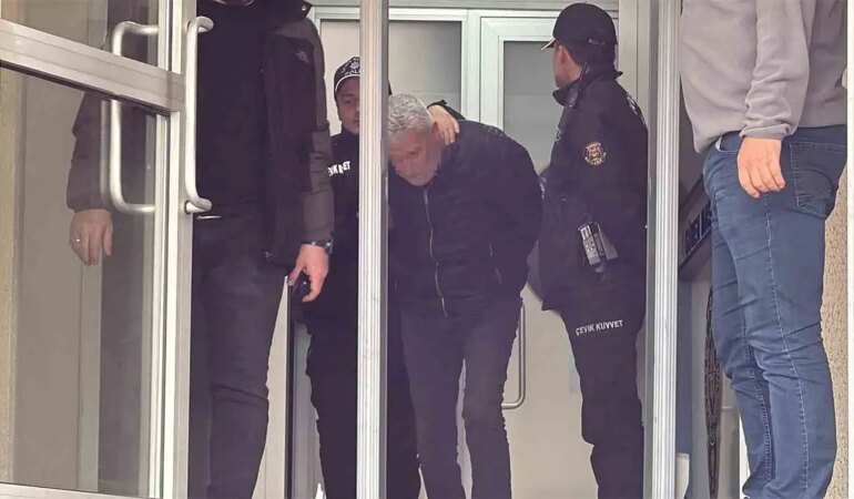 5 kişinin Öldüğü Komşular Arasındaki Silahlı Kavgada 8 Kişi Tutuklandı