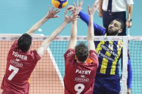 aa202504133762101737621010galatasarayhdisigortafenerbahcemedicanajpg-jYfmijiMbUK17RGtKDyeRQ.jpg