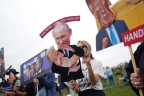 abdde-on-binlerce-kisi-trump-ve-muski-protesto-etti-e4cy.jpg