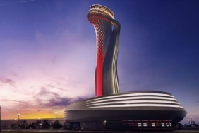avrupada-bir-ilk-istanbul-havalimanina-3-thy-ucagi-ayni-anda-inis-yapti-oj0v.jpg