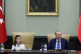Cumhurbaşkanı Erdoğan, 23 Nisan'da Minik Misafirlerini Ağırladı