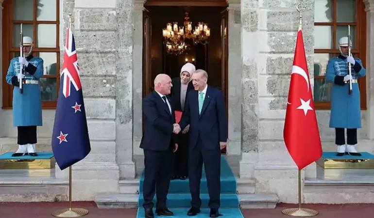 Cumhurbaşkanı Erdoğan, Yeni Zelanda Başbakanı Luxon’u Kabul Etti