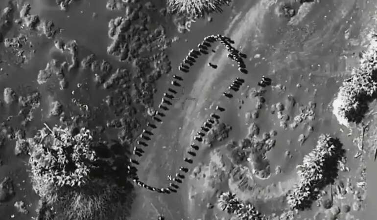Donald Trump, ABD'nin Yemen'deki Husileri bombaladığı görüntüyü paylaştı