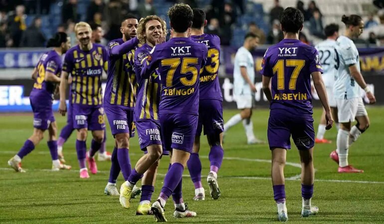 Eyüpspor: 6 – Adana Demirspor: 0
