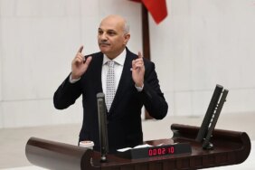 Bize düşen, bu ülkenin kaynaklarını betona değil, insana yatırmaktır