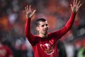 alvaro-morata-galatasaray-formasini-giymek-cok-ozel-2lwq.jpg