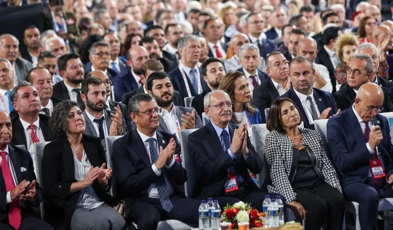 CHP'nin 38'inci kurultayı iptal davası ertelendi! İşte duruşmanın detayları