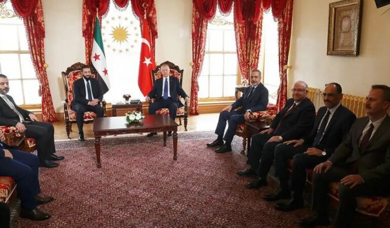Cumhurbaşkanı Erdoğan, Ahmet Şara'yı Dolmabahçe'de kabul etti! İşte görüşmenin detayları