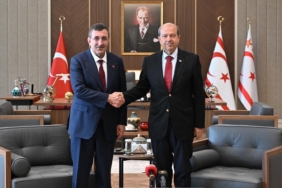 cumhurbaskani-yardimcisi-yilmaz-kktc-cumhurbaskani-tatar-ile-bir-araya-geldi-f4ye.jpg