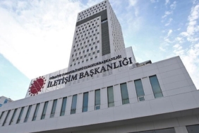 dmmden-cumhurbaskani-erdogan-rozet-taktigi-vekili-tanimadi-iddiasina-yalanlama-htv9.jpg