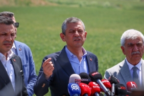 ekrem-imamoglunu-ziyaret-eden-ozgur-ozelden-aciklamalar-o0ni.jpg