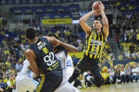 fenerbahce-beko-seride-1-0-one-gecti-7xf6.jpg