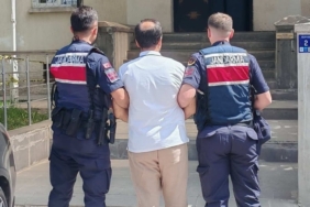 feto-uyesi-eski-icra-muduru-kayseride-yakayi-ele-verdi-ssfv.jpg